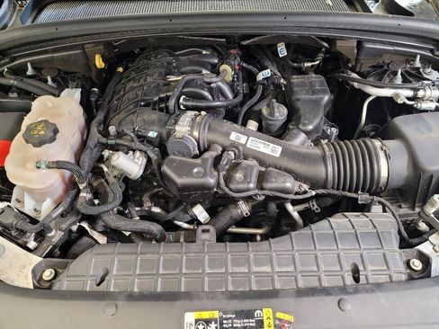 Used 2023 Jeep Grand Cherokee Laredo image 30