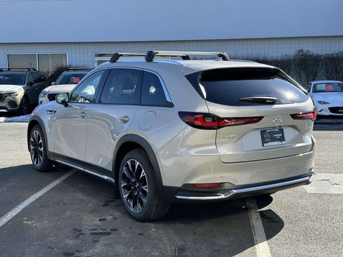 Certified 2024 MAZDA CX-90 Plug-In Hybrid w/ Premium Pkg image 5
