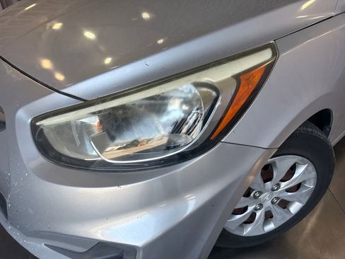 Used 2016 Hyundai Accent SE FWD image 7