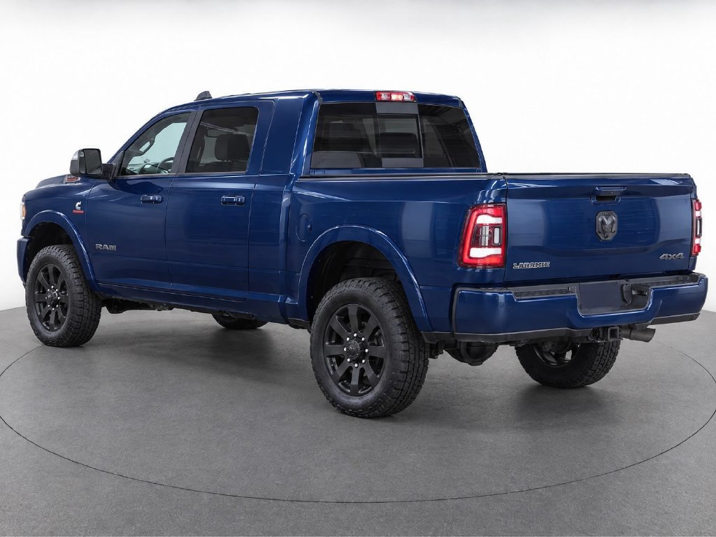 Used 2022 RAM 2500 Laramie w/ Night Edition AWD/4WD image 4