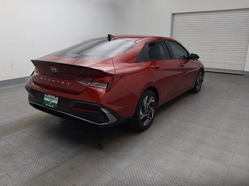 Used 2025 Hyundai Elantra Sport w/ Cargo Package FWD image 9