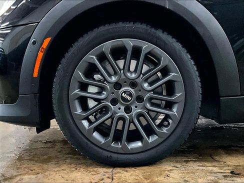 Certified 2025 MINI Cooper S FWD image 11