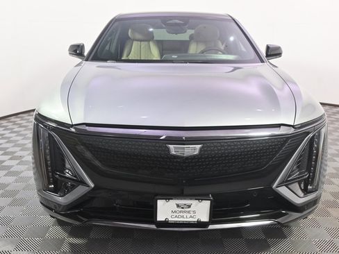 New 2025 Cadillac Lyriq Sport image 10