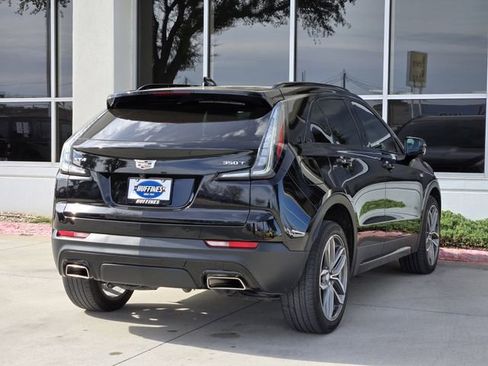 Used 2023 Cadillac XT4 Sport image 7