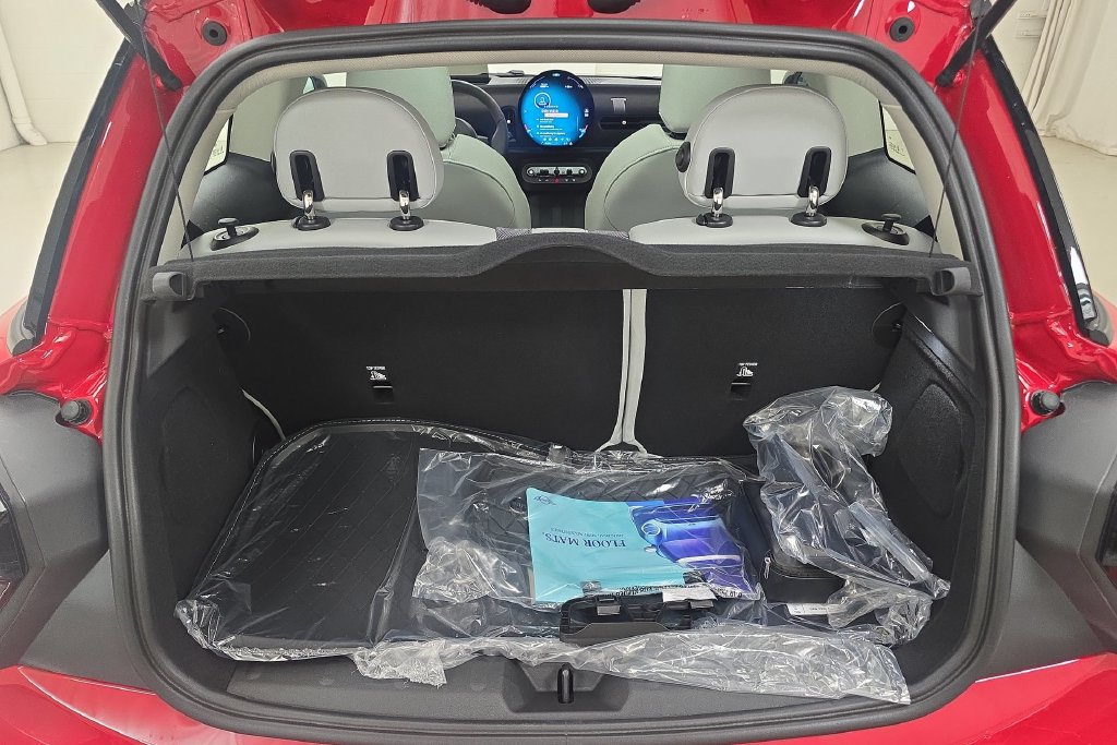 New 2027 MINI Cooper 2-Door Hardtop FWD image 26