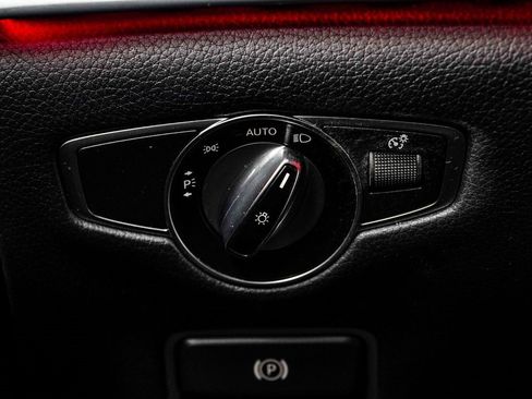 Used 2020 Mercedes-Benz S 560 S 560 image 32