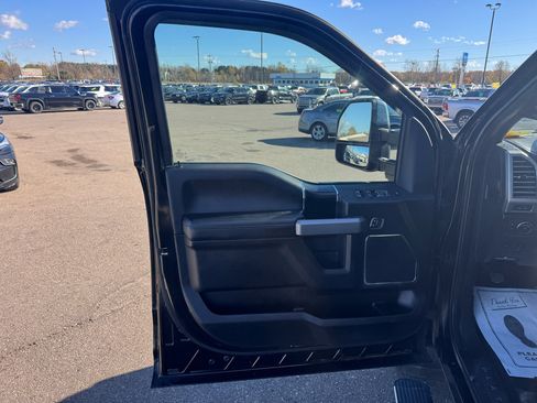 Used 2019 Ford F250 Platinum w/ Platinum Ultimate Package image 13