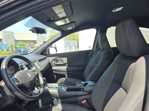 Used 2021 Honda HR-V Sport image 23