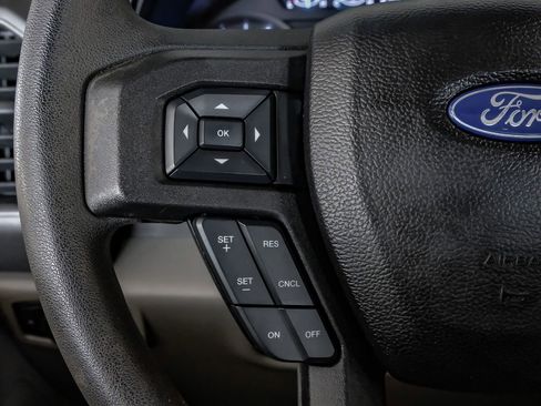 Used 2018 Ford F250 XL w/ STX Appearance Package AWD/4WD image 16