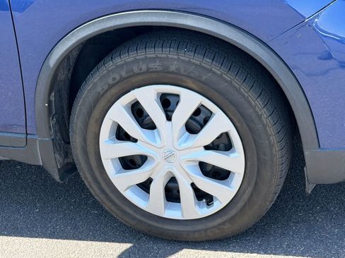 Used 2018 Nissan Rogue S FWD image 6