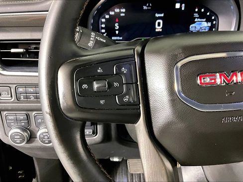 Certified 2023 GMC Yukon XL AT4 w/ AT4 Premium Plus Package AWD/4WD image 10