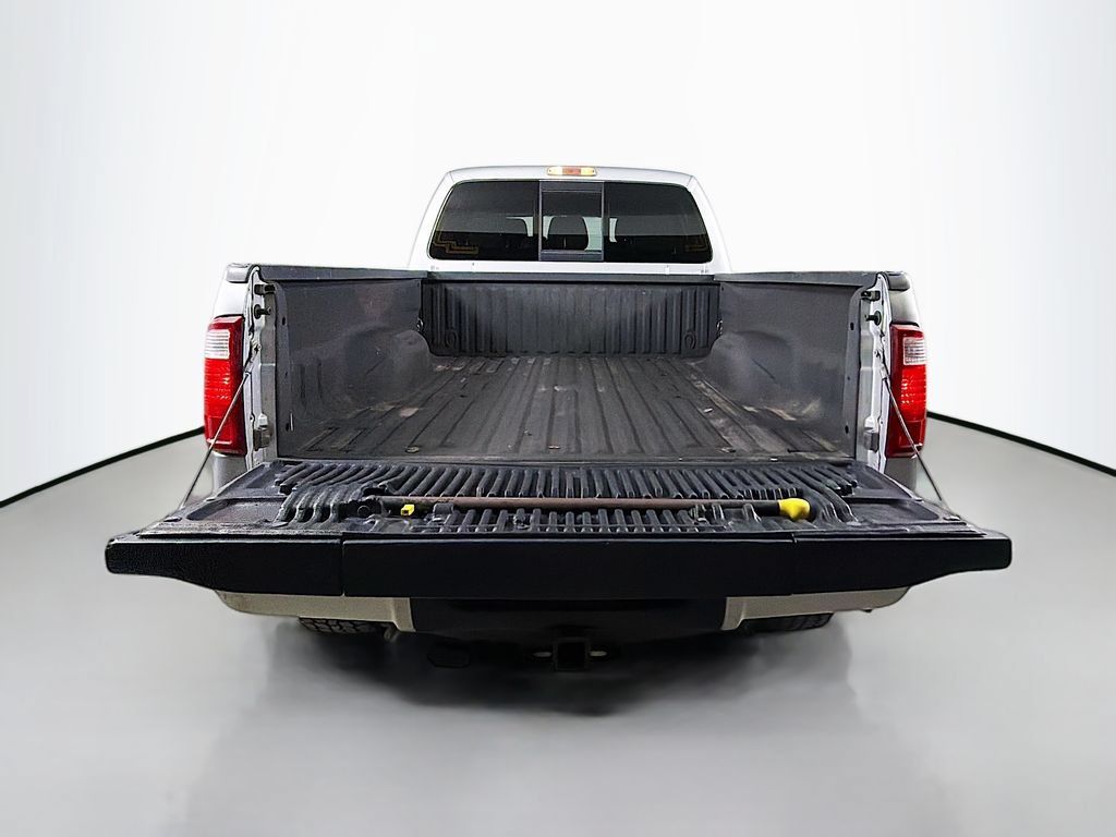 Used 2016 Ford F350 Platinum w/ FX4 Off-Road Package AWD/4WD image 23