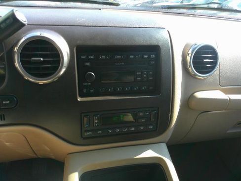 Used 2003 Ford Expedition Eddie Bauer image 11