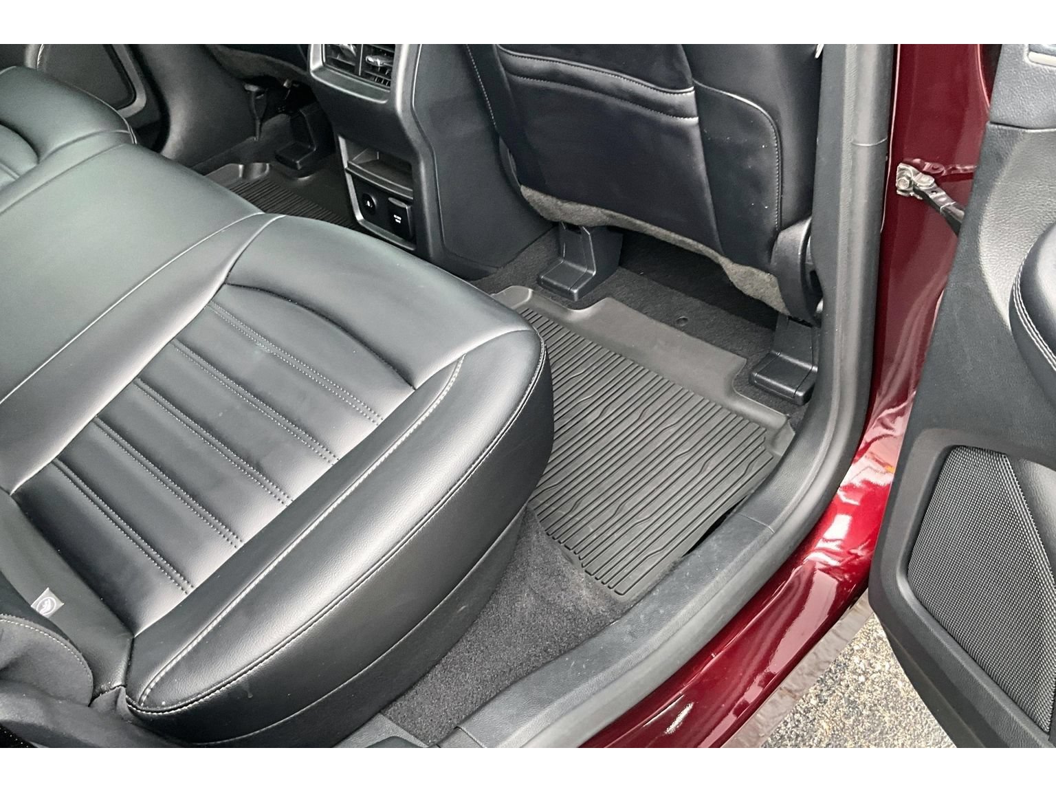 Used 2024 Ford Edge SEL w/ Convenience Package AWD/4WD image 42