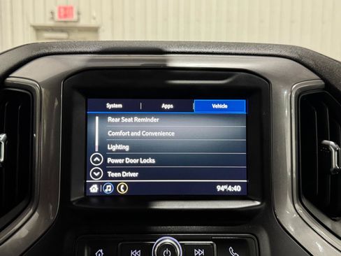 Used 2023 Chevrolet Silverado 2500 W/T AWD/4WD image 31