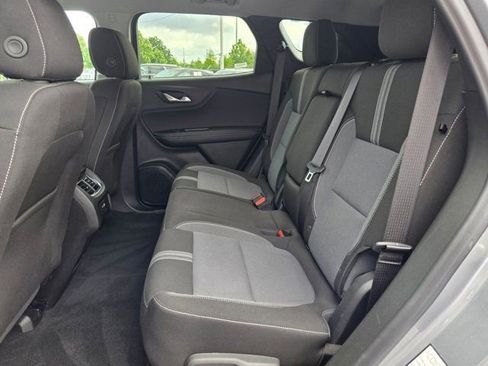 Used 2025 Chevrolet Blazer LT AWD/4WD image 25
