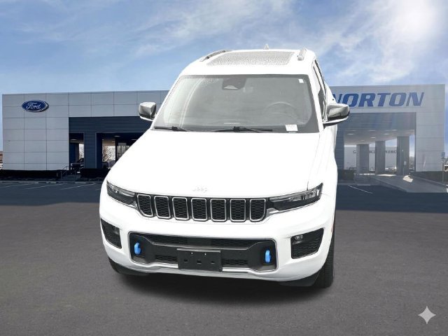 Used 2023 Jeep Grand Cherokee Overland w/ Luxury Tech Group IV AWD/4WD image 69