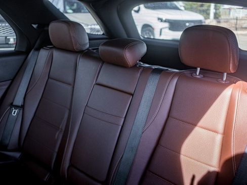 Used 2024 Mercedes-Benz GLE 350 4MATIC image 38