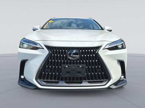 Used 2025 Lexus NX 350 AWD w/ Accessory Package (Z2) image 4