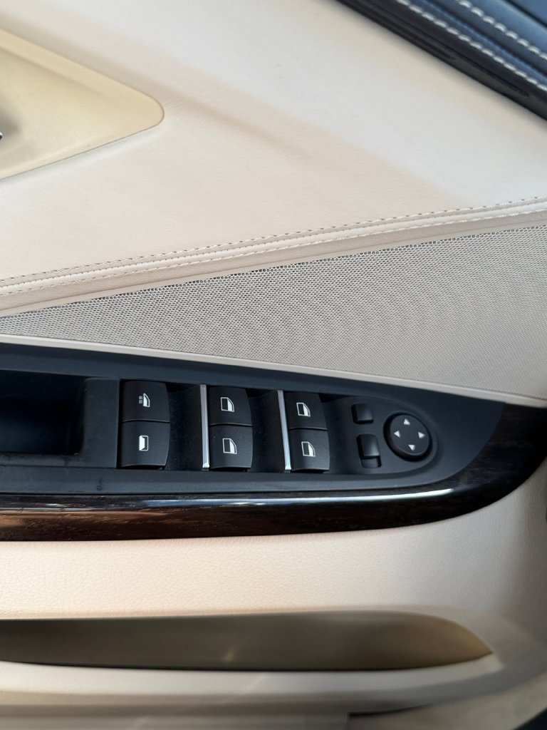 Used 2013 BMW 650i Convertible RWD image 31