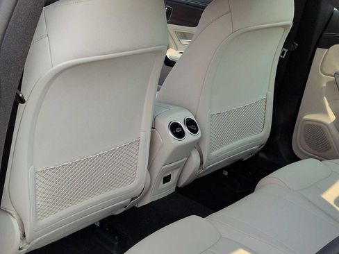 Used 2023 Mercedes-Benz CLA 250 4MATIC image 19