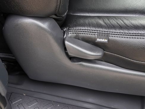 Used 2013 Toyota FJ Cruiser 4WD w/ Trail Teams Special Edition image 24