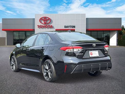 Used 2023 Toyota Corolla SE FWD image 4
