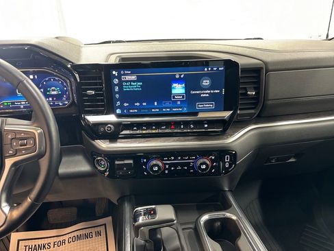 Used 2023 Chevrolet Silverado 1500 LTZ w/ LTZ Premium Package AWD/4WD image 17