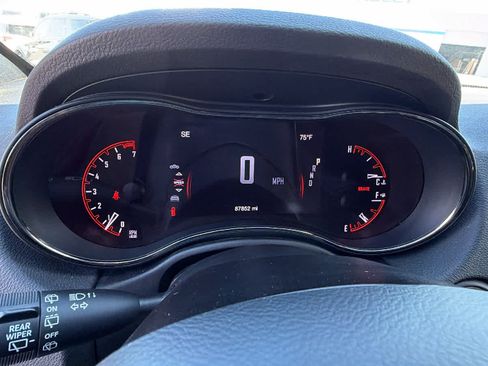 Used 2018 Dodge Durango GT AWD/4WD image 21