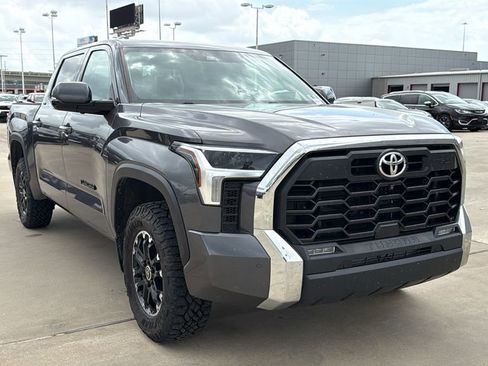 Used 2022 Toyota Tundra SR5 w/ TRD Off-Road Premium Package image 2