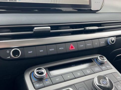 Used 2024 Hyundai Palisade SEL image 33