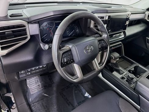 Used 2022 Toyota Tundra SR5 AWD/4WD image 18
