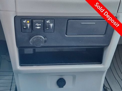 Used 2020 Toyota Sienna XLE w/ XLE Navigation Package AWD/4WD image 29