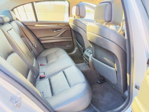 Used 2011 BMW 535i xDrive Sedan image 35