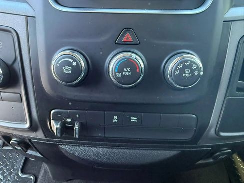 Used 2016 RAM 2500 Tradesman w/ Chrome Appearance Group AWD/4WD image 24