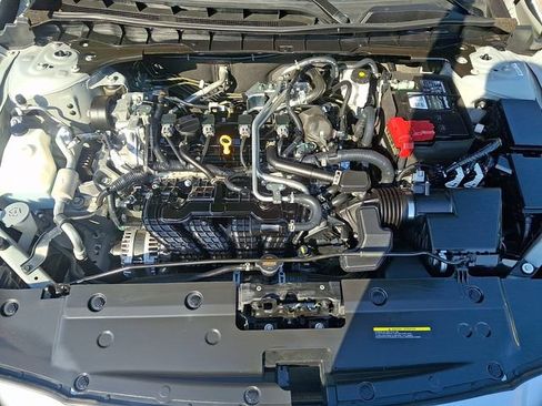 Used 2023 Nissan Altima 2.5 SR FWD image 31