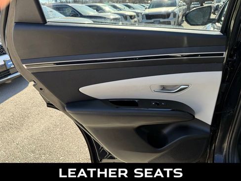 Used 2023 Hyundai Tucson Limited w/ Cargo Package image 9