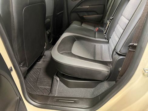 Used 2022 GMC Canyon AT4 image 50