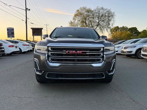 Used 2020 GMC Acadia SLE w/ Driver Convenience Package image 2