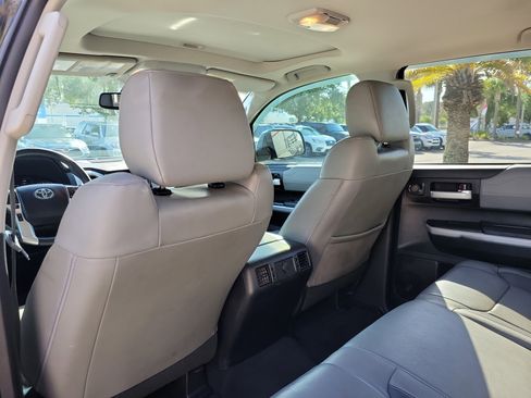Used 2018 Toyota Tundra Limited w/ Limited Premium Package image 27