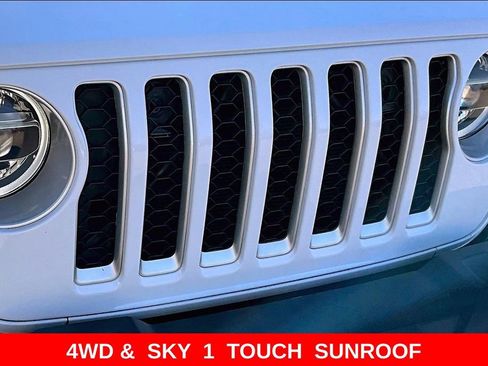 Used 2021 Jeep Wrangler Unlimited Sahara w/ Cold Weather Group image 30