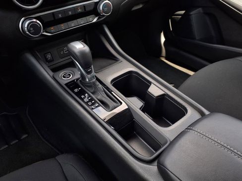 Used 2024 Nissan Sentra S image 17