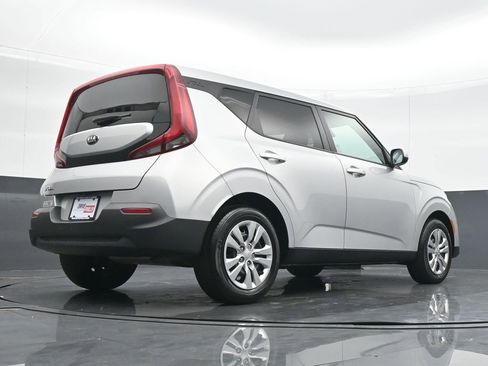 Used 2021 Kia Soul LX image 21