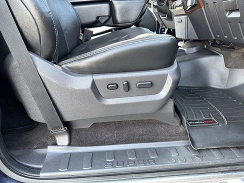 Used 2015 Ford F350 Lariat w/ Lariat Ultimate Package image 27
