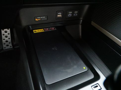 Certified 2026 Toyota Camry SE FWD image 27