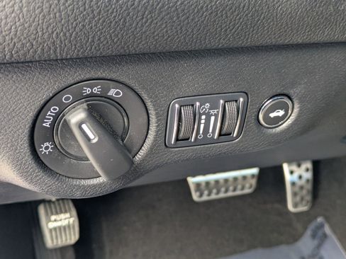 Used 2023 Dodge Challenger R/T w/ Blacktop Package image 16