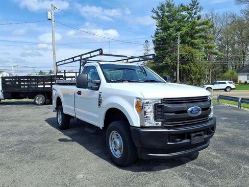 Used 2017 Ford F350 XL image 3