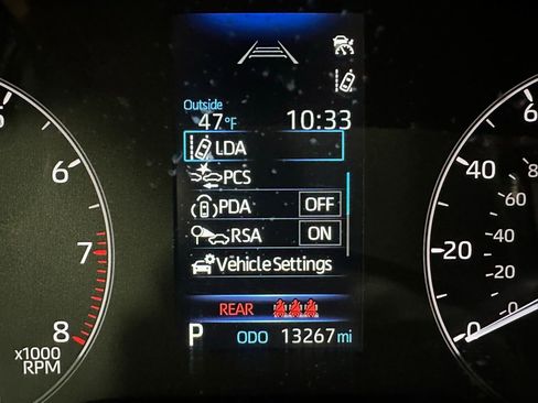 Used 2025 Toyota Corolla SE image 24