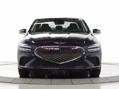 Used 2026 Genesis G70 2.5T image 2