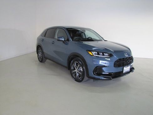 Certified 2024 Honda HR-V EX-L image 3